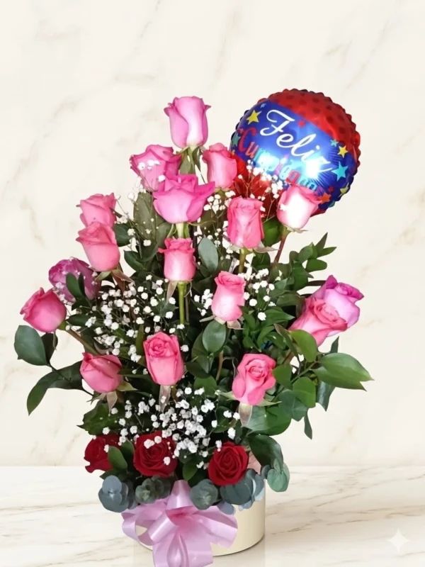 Caja Elegante de 18 Rosas Mixtas (Rosadas y Rojas) con Globo Conmemorativo VIP