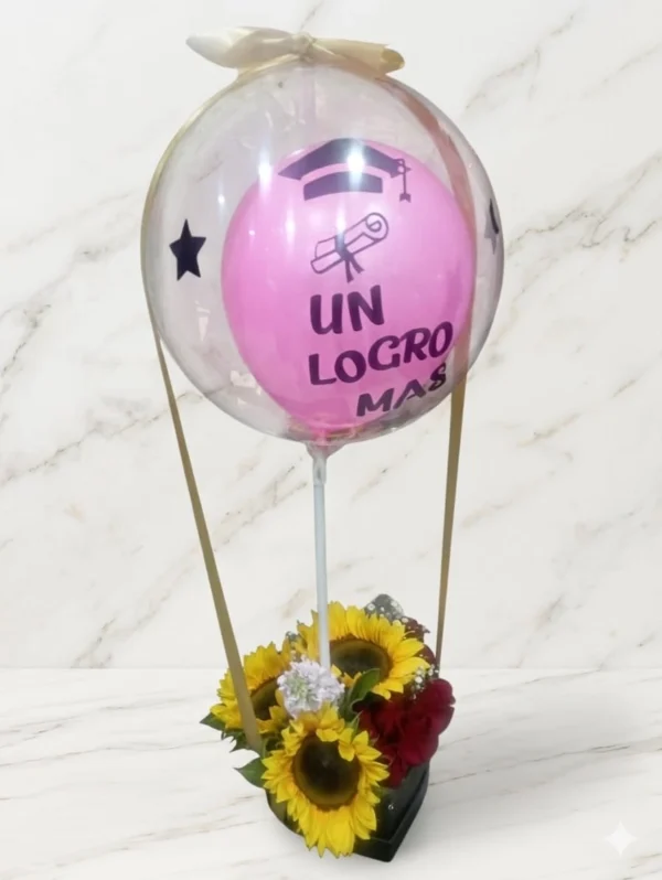 Caja Elegante de Girasoles y Rosas Rojas con Globo de Logro